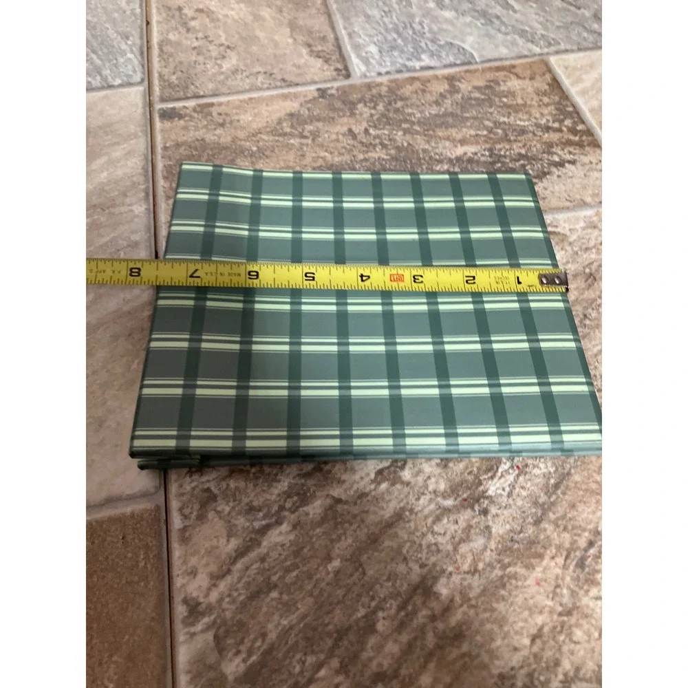 Memories Direct Green Plaid Photo Album 2004 Vintage Polka Dot Interior 7x8.25